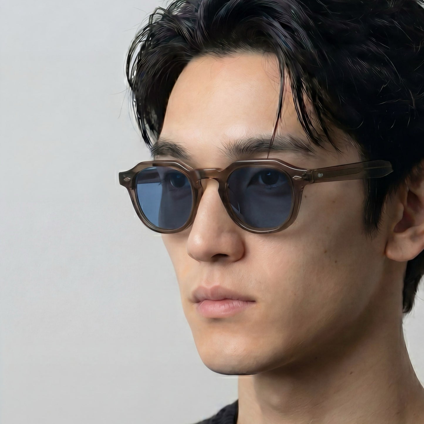 Model wearing Cloud Peak sunglasses