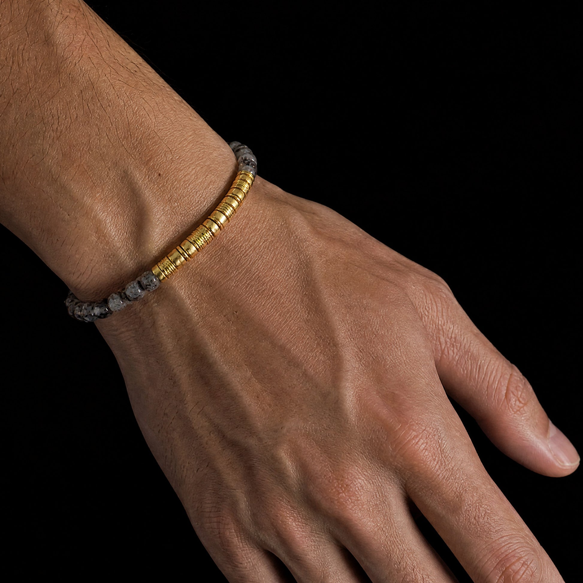 Crest 01 Herkimer quartz and Nanhong agate bracelet worn on the wrist
