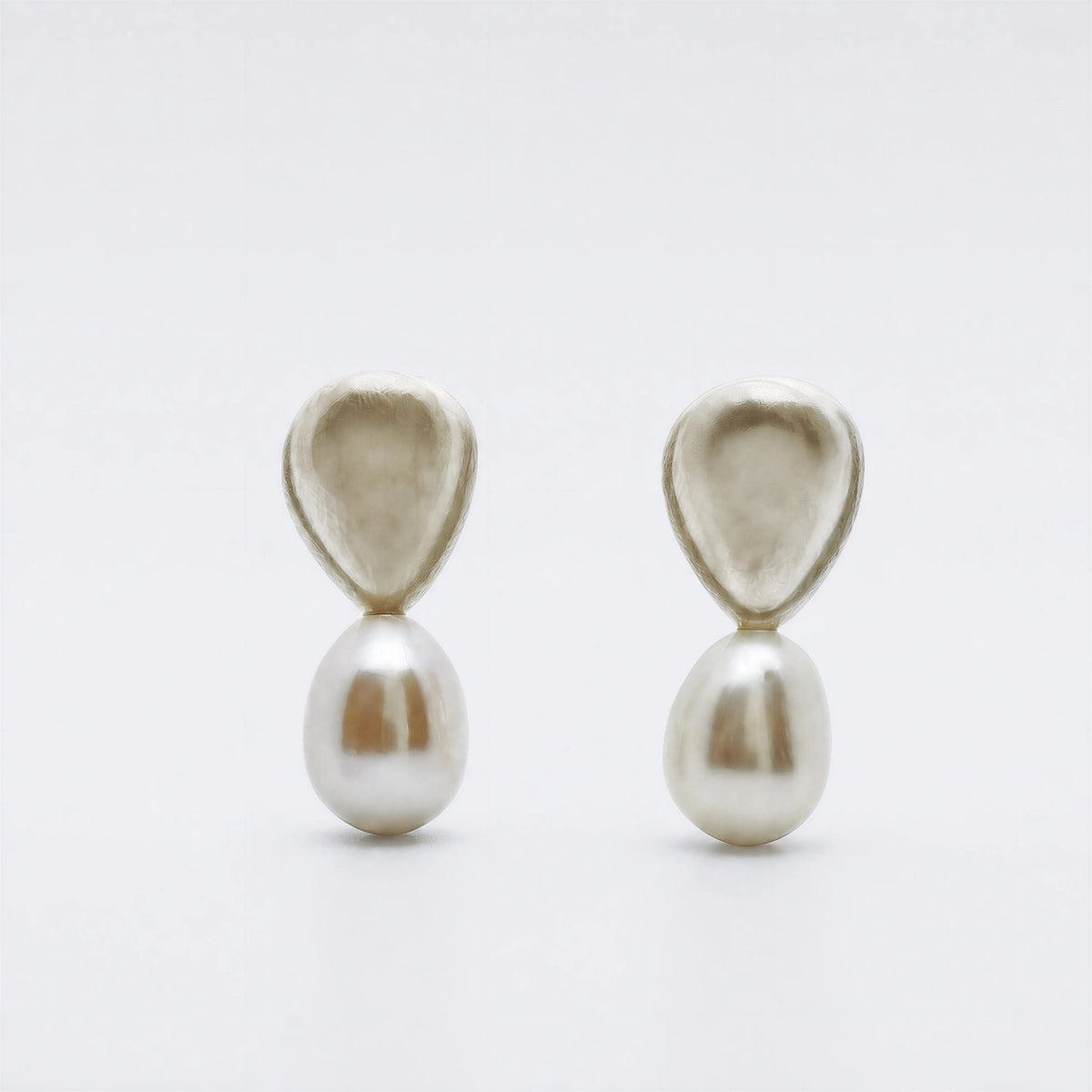 Still Pearl freshwater pearl sterling silver earrings